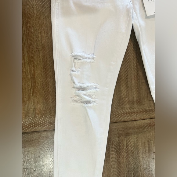 NEW Kancan White Distressed Twisted Seam Ankle Skinny Denim Jeans NWT Size 7/27 - Picture 8 of 16